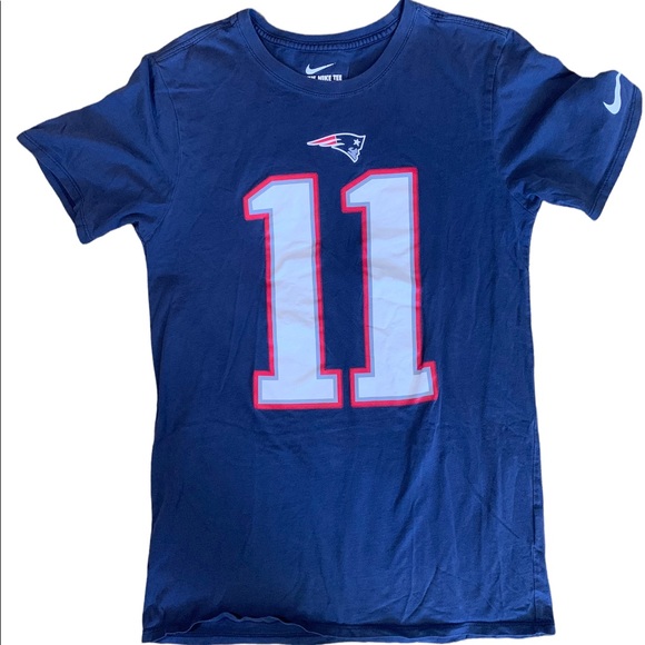 New England Patriots Julian Edelman Logo T-Shirt Unisex Size small - Picture 1 of 9